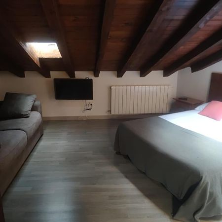 Hotel Papamoscas La Hiruela Luaran gambar